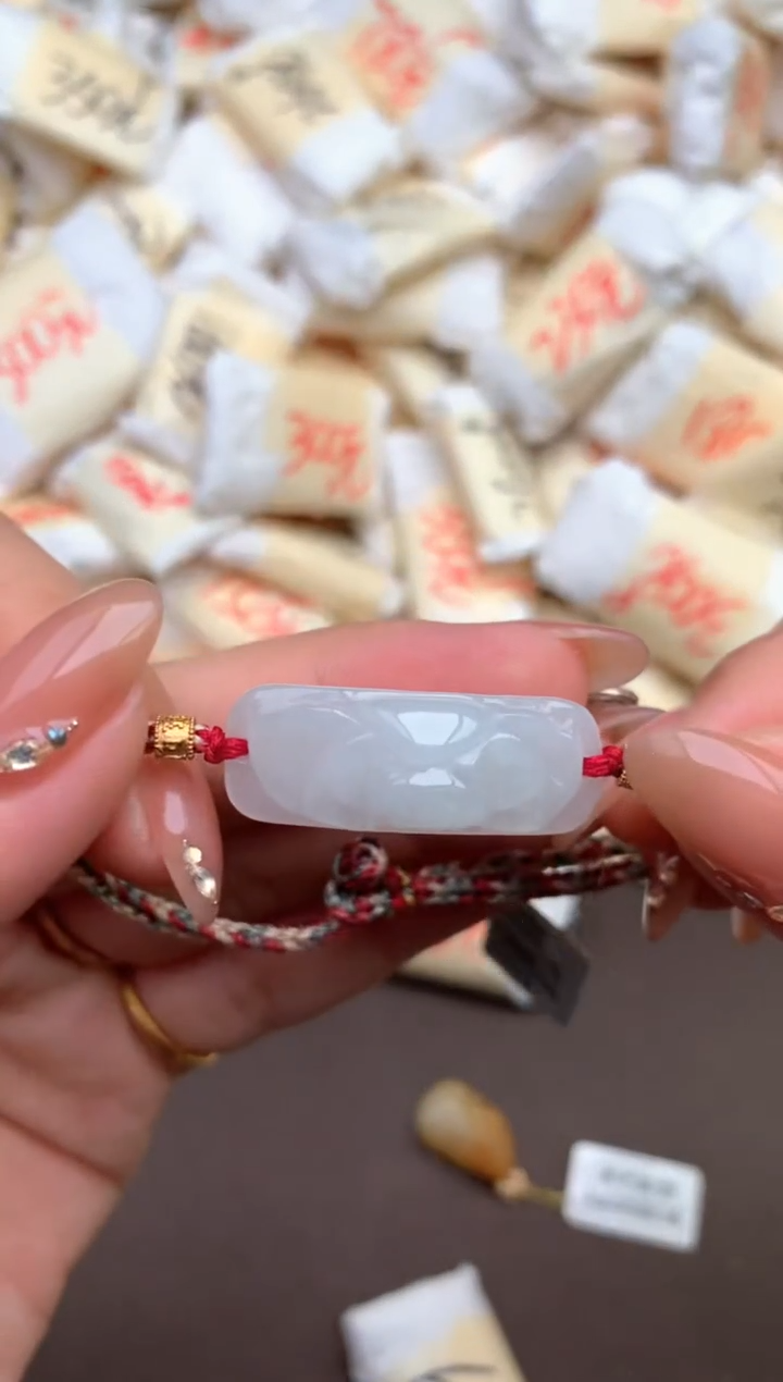 【闪购商品】翡翠手绳未镶嵌  —    