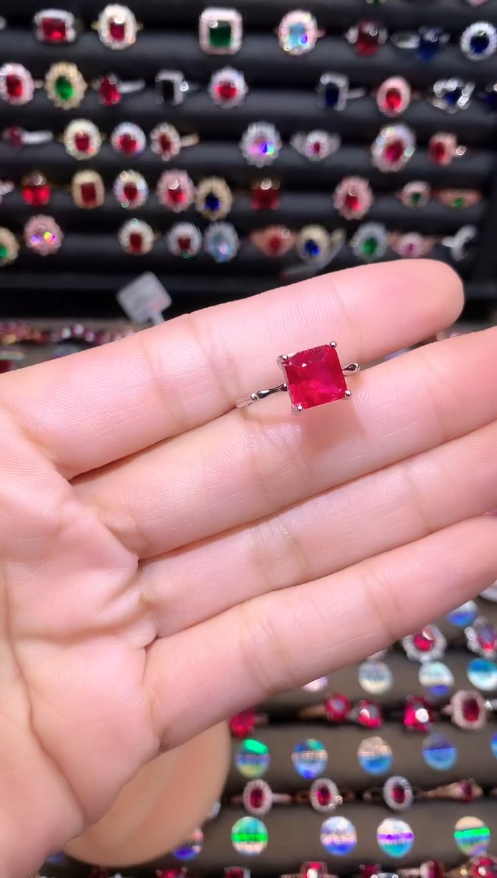 【闪购商品】红宝石戒指银S925镶嵌8白
