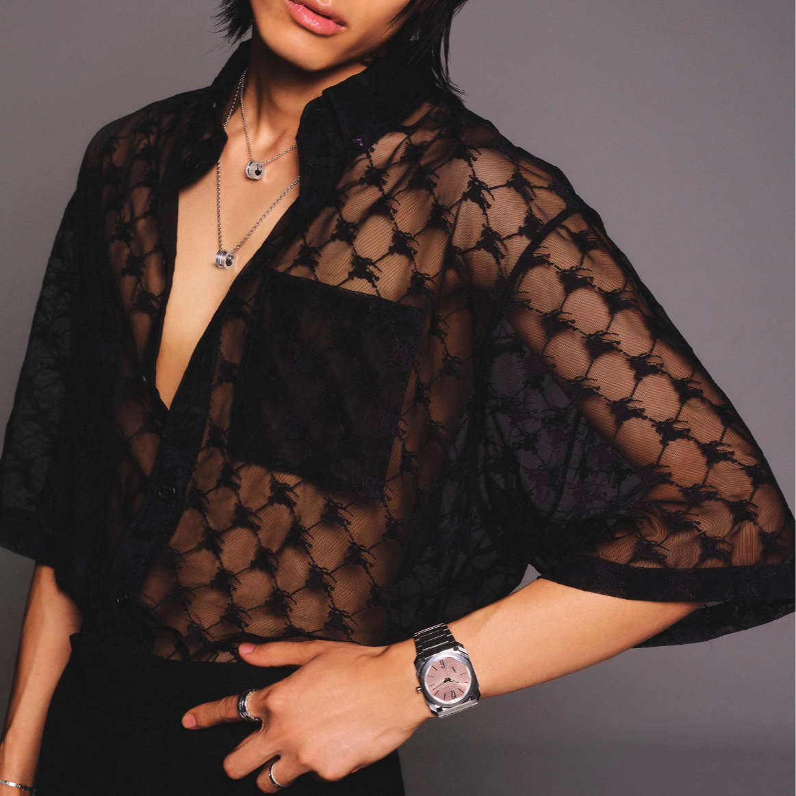  000892 Burberry黑色战马刺绣短袖外套 XS码 99新