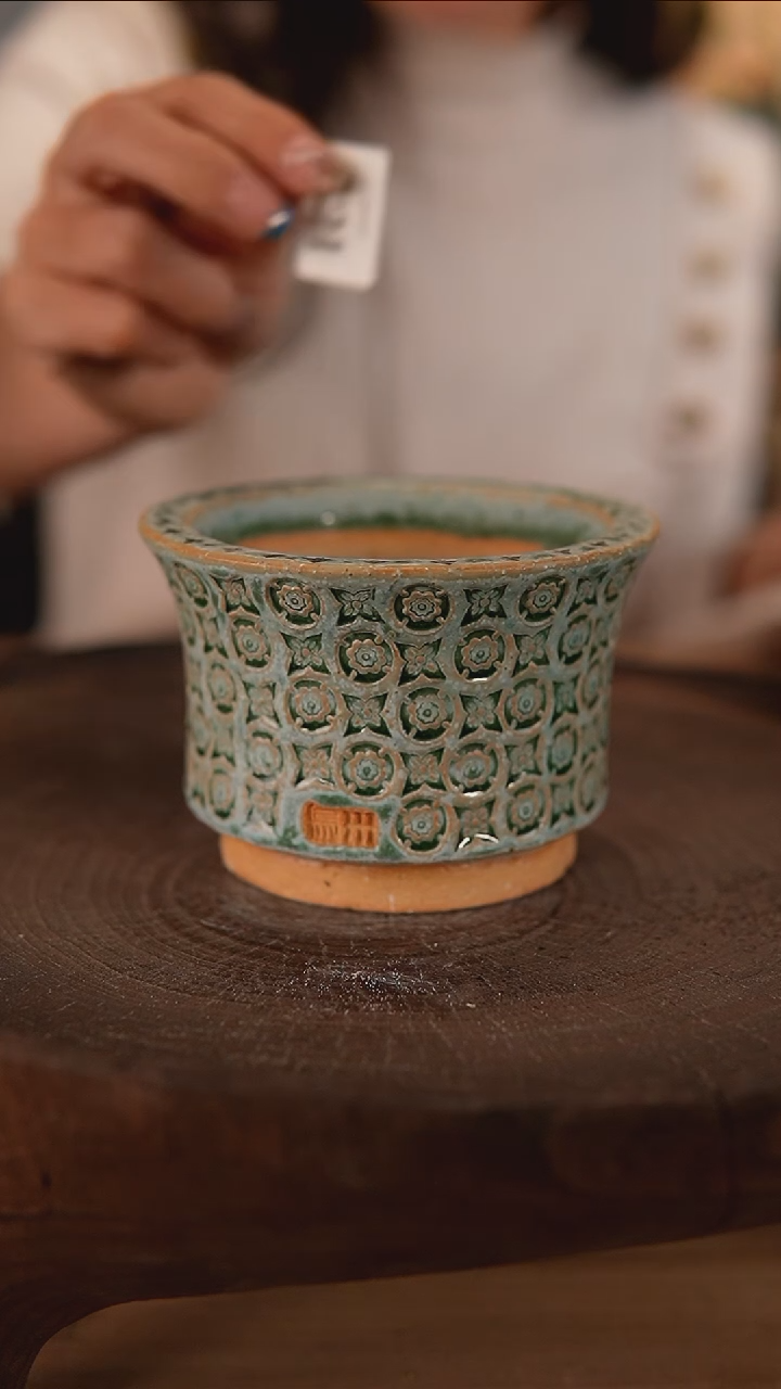 【闪购商品】红陶2-22-621默认有瑕口8.5