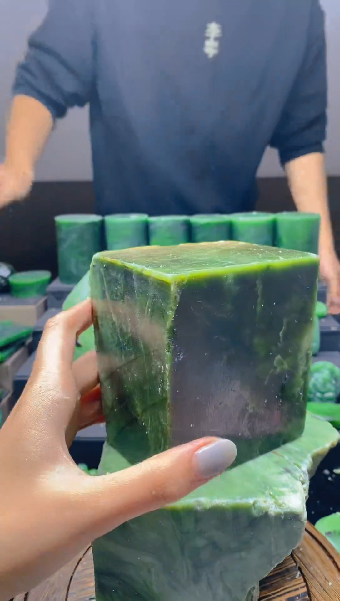 未镶嵌和田玉珠宝半成品1