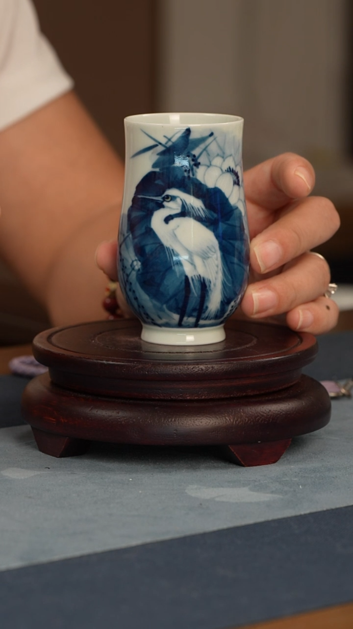 杯子姚贵琥 一鹭莲升 青花带证书锦盒