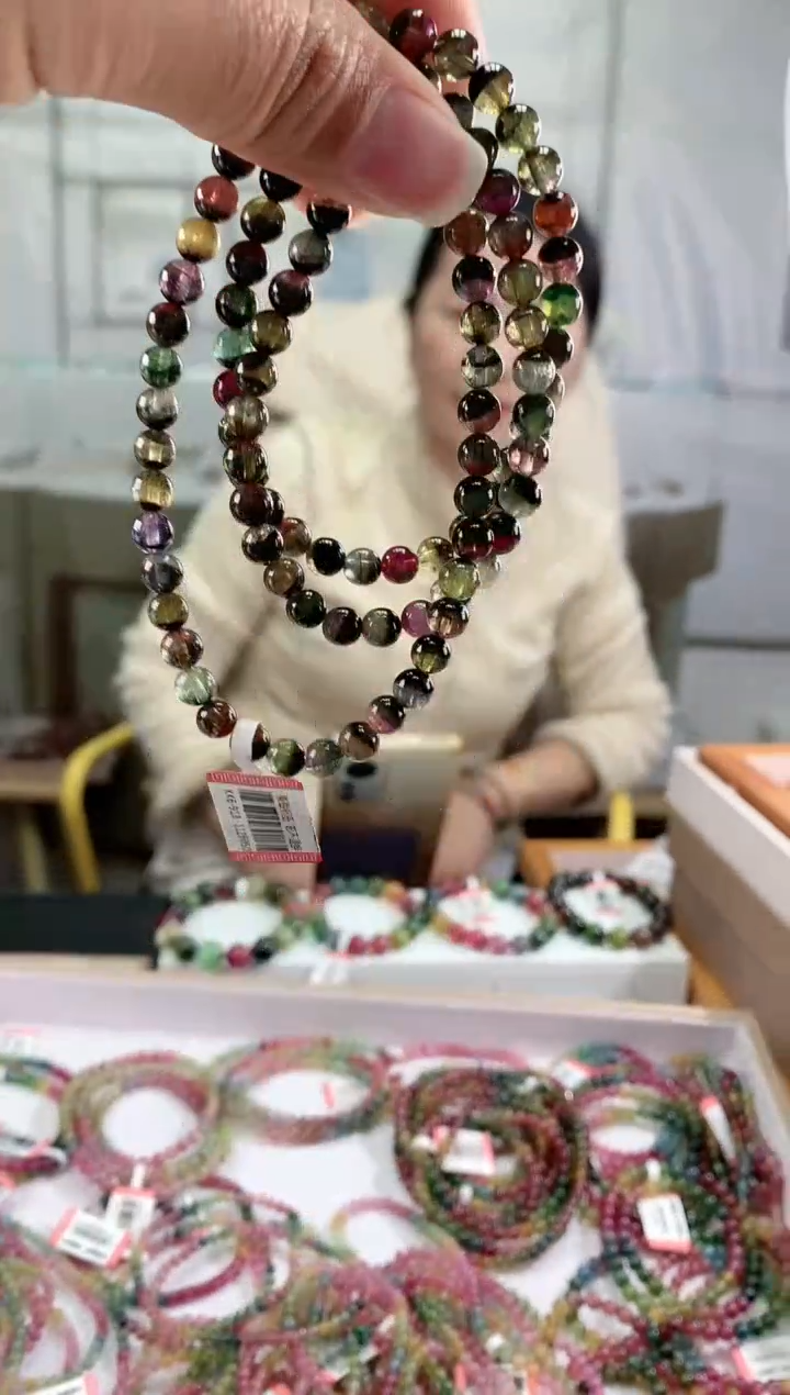 【闪购商品】碧玺手串未镶嵌多样性发一条