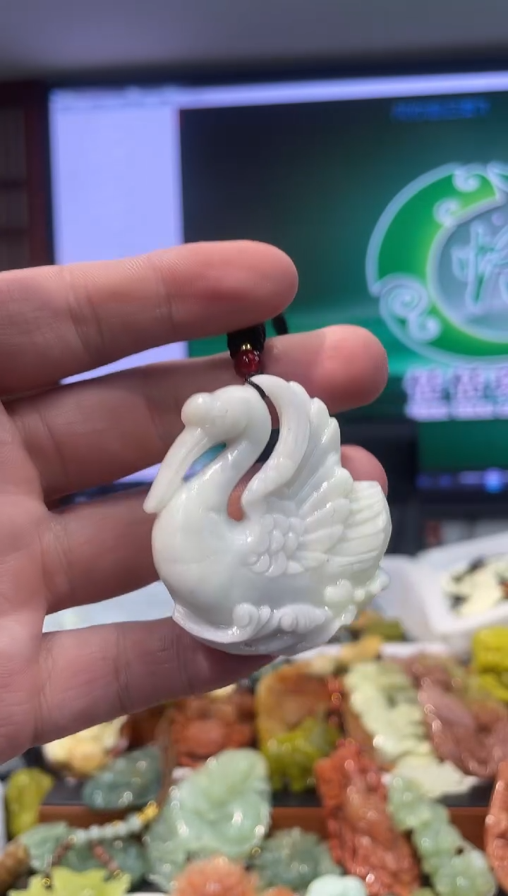 【闪购商品】岫玉吊坠未镶嵌·