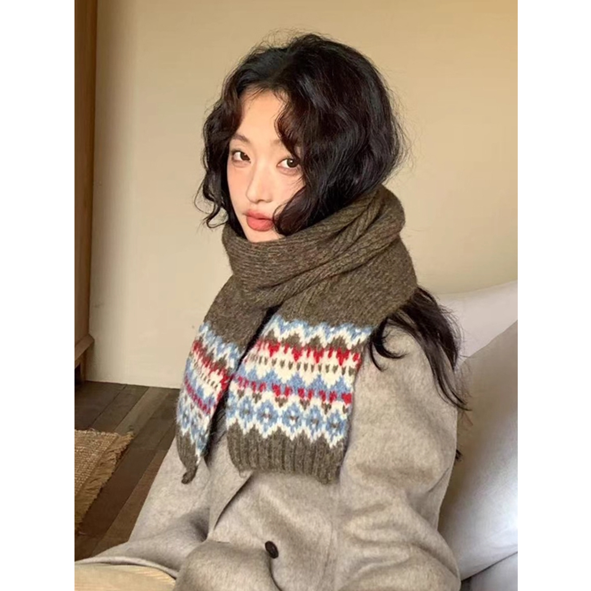 费尔岛咖色针织围巾女2025年冬季韩系氛围感保暖百搭学生护颈围脖