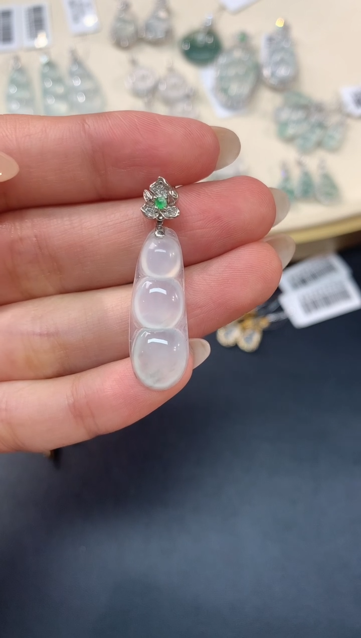 【闪购商品】翡翠吊坠(不含链)18K金镶嵌A372|980多样性发一件