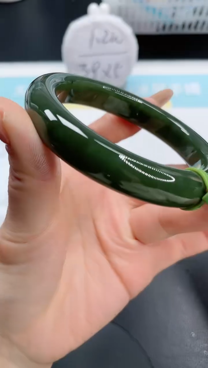 【闪购商品】和田玉（墨玉）手镯未镶嵌13S380-60