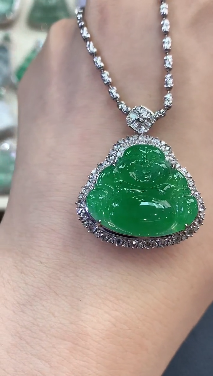 【闪购商品】翡翠吊坠(不含链)18K金镶嵌C100