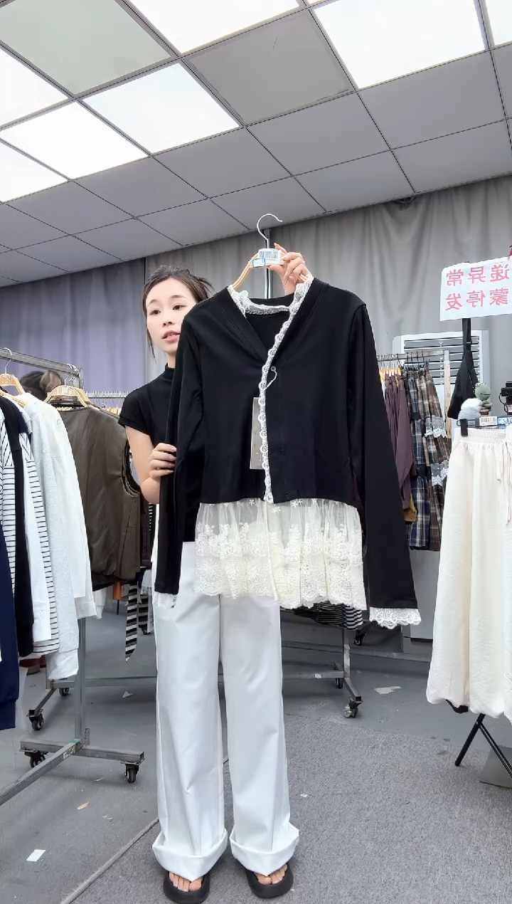 大哥家漂亮衣服漂亮颜色