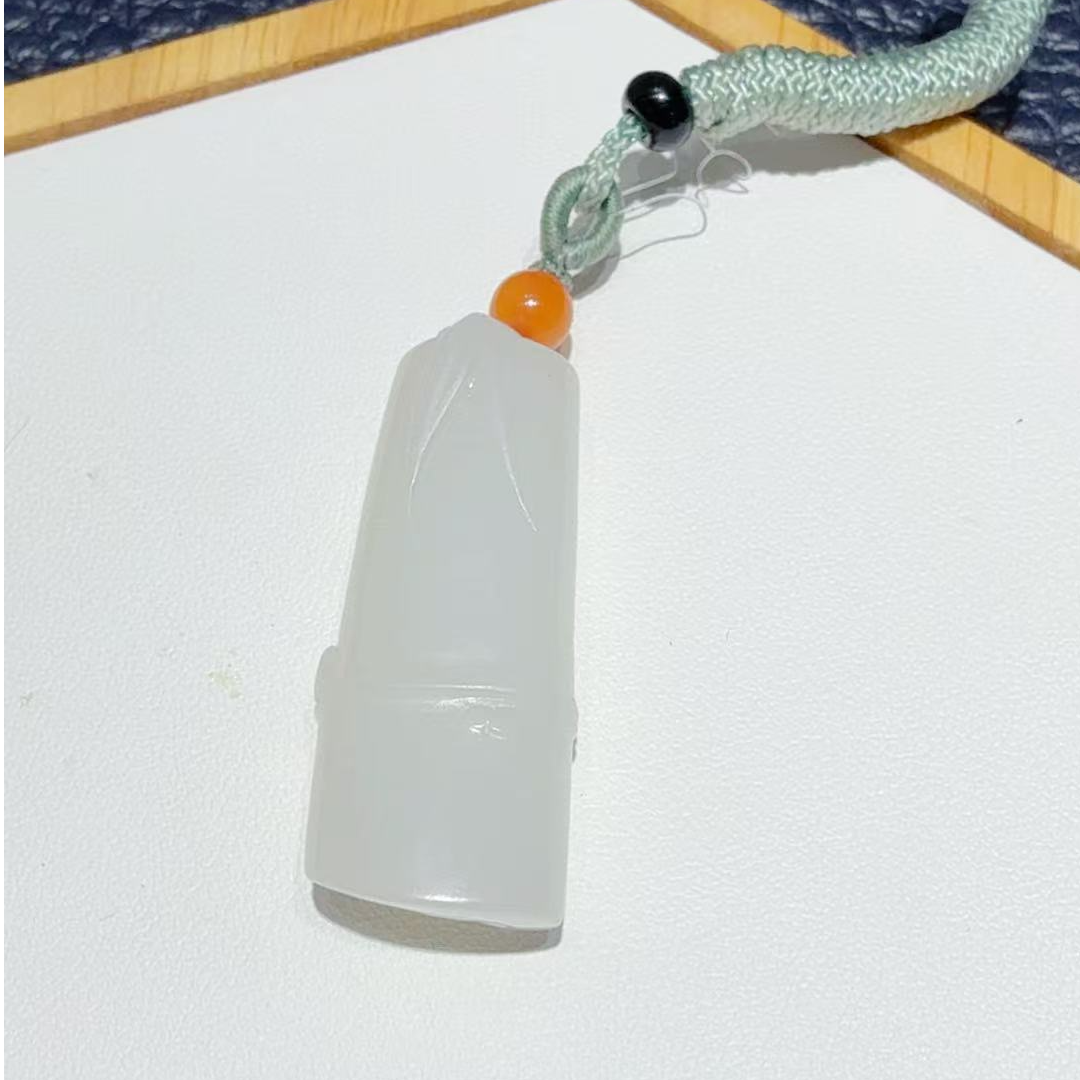 和田玉竹节牌子挂件157