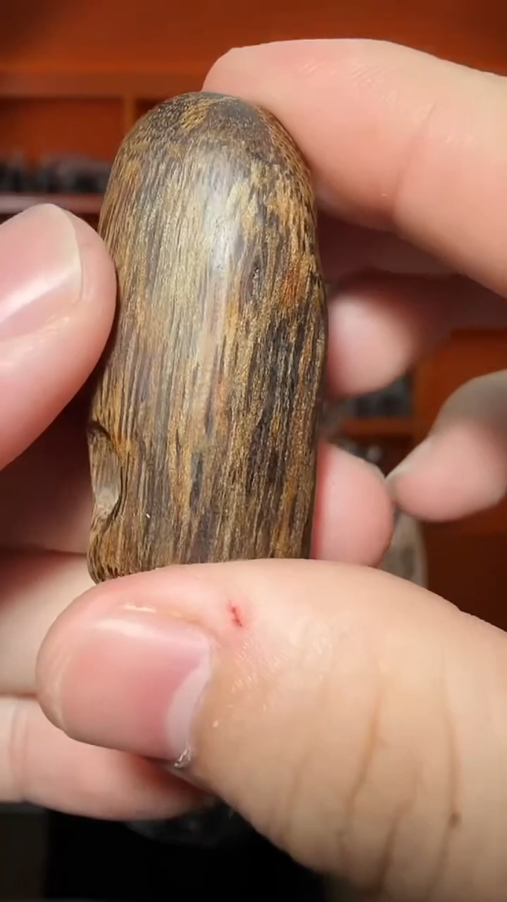 沉香吊坠92号沉水挂件多样性发一