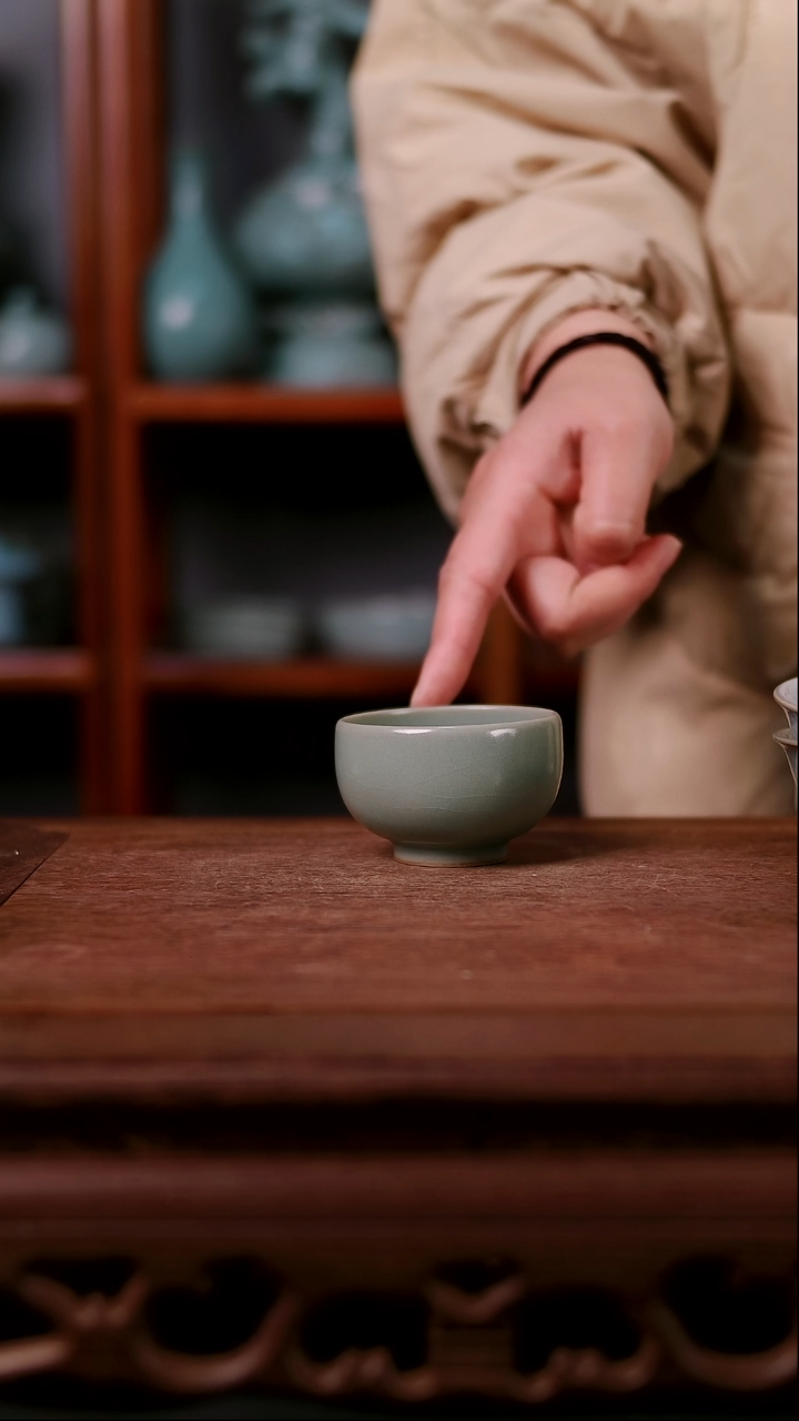 杯子陶面****?青霁汝窑仿古釉  小罗汉