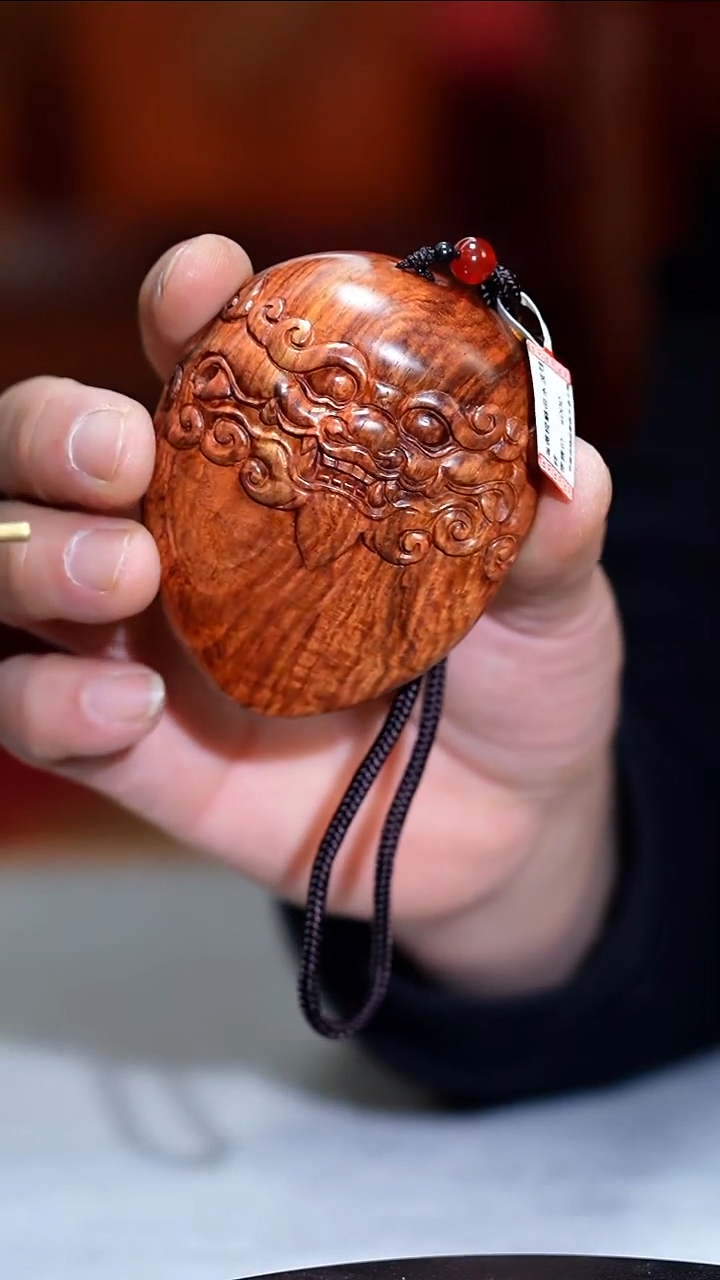 手串/手链黄花梨/降香黄檀海黄貔貅吊坠HHL0146