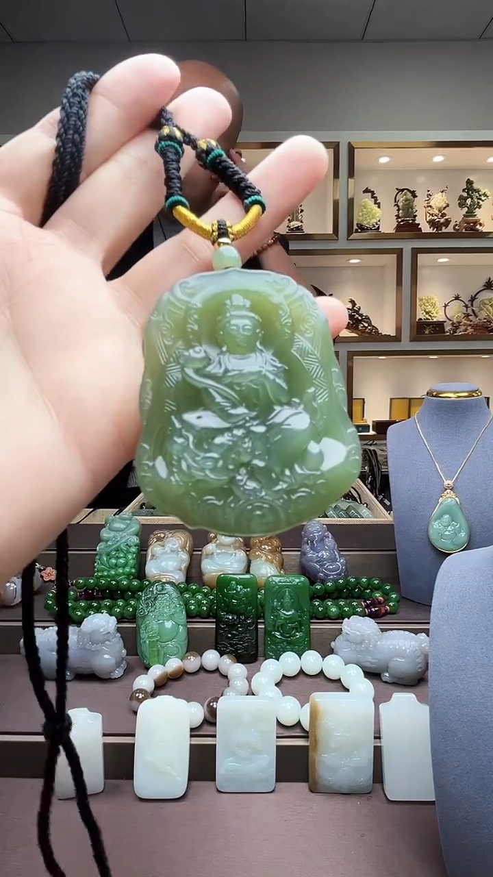 【闪购商品】和田玉颈饰未镶嵌苏