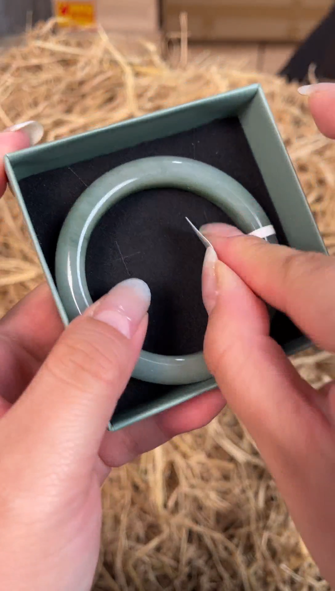 未镶嵌手镯石英质玉C-1207