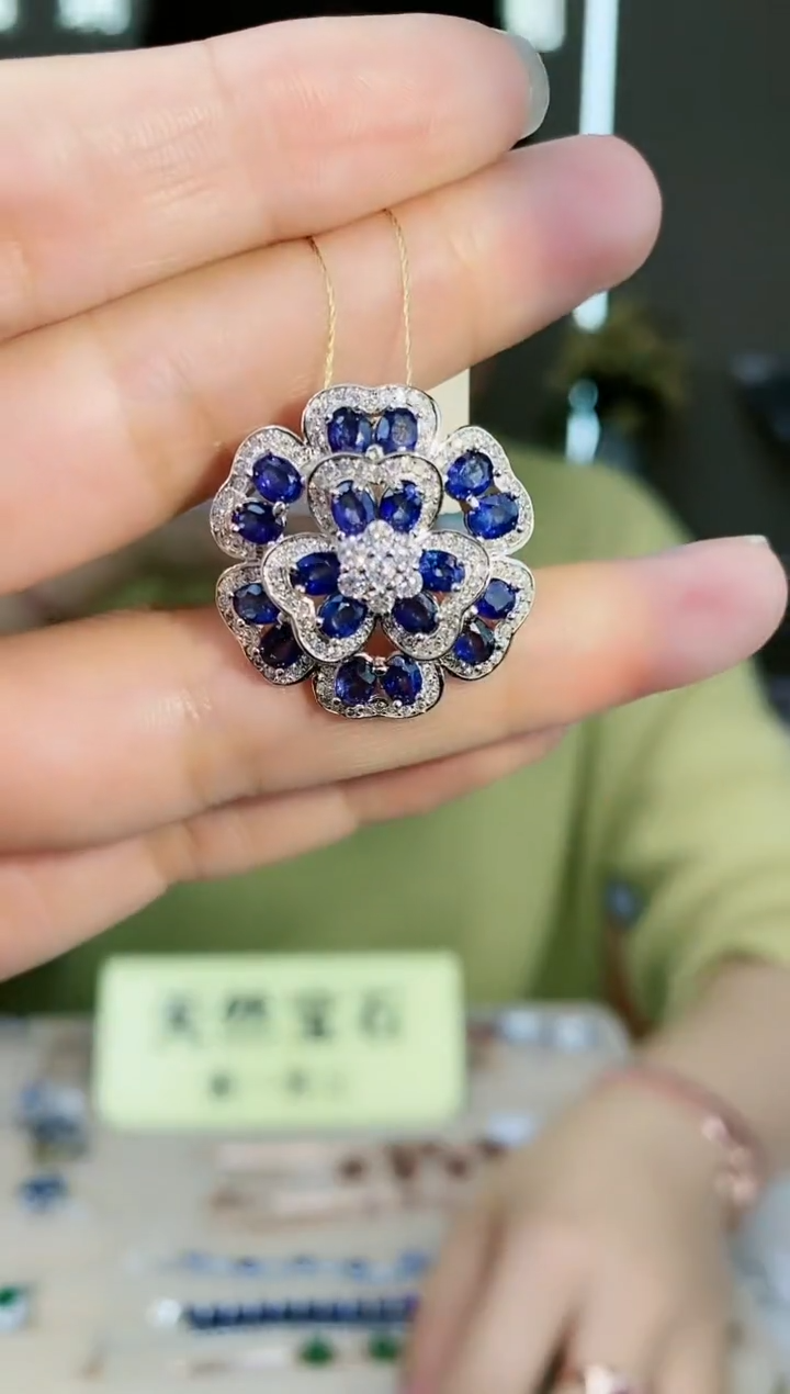 【闪购商品】蓝宝石颈饰银S925镶嵌颈饰