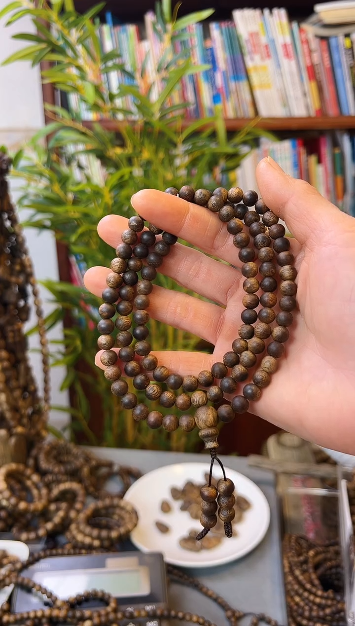 【闪购商品】沉香手串棋楠圆珠多圈手串