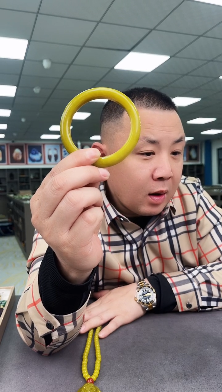 未镶嵌岫玉颈饰bb1