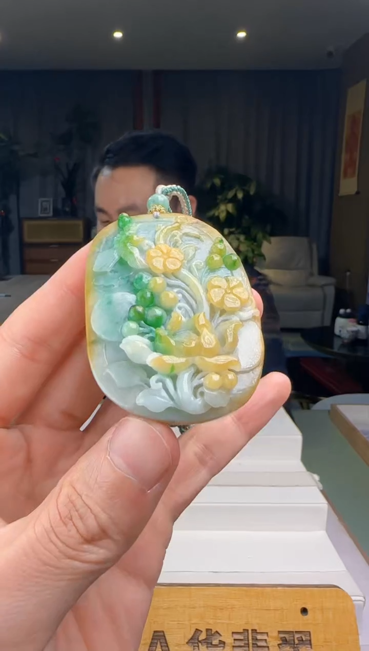 【闪购商品】翡翠吊坠(不含链)未镶嵌DY@@960Q3J14751