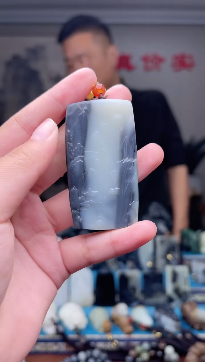 未镶嵌和田玉挂件1