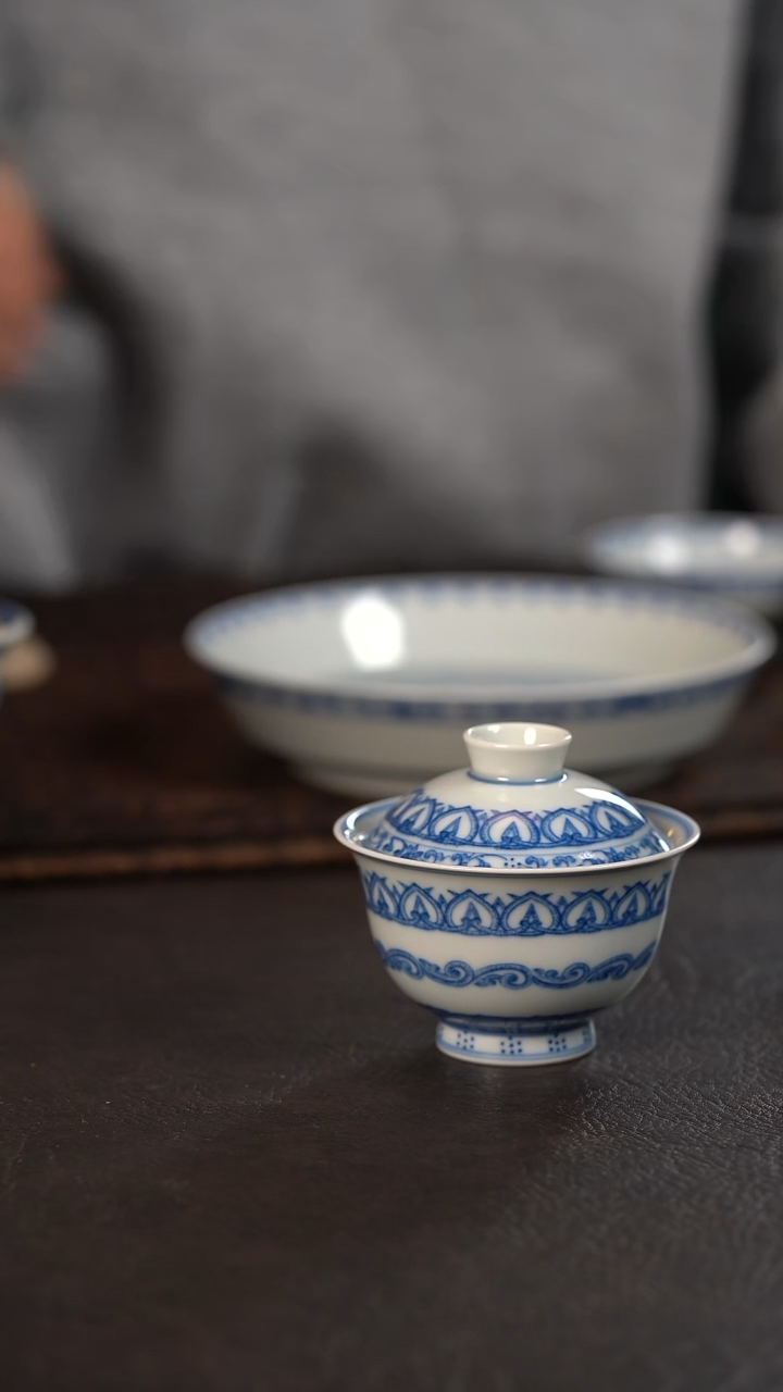 【闪购商品】杯聚澜堂点工宝相小盖碗