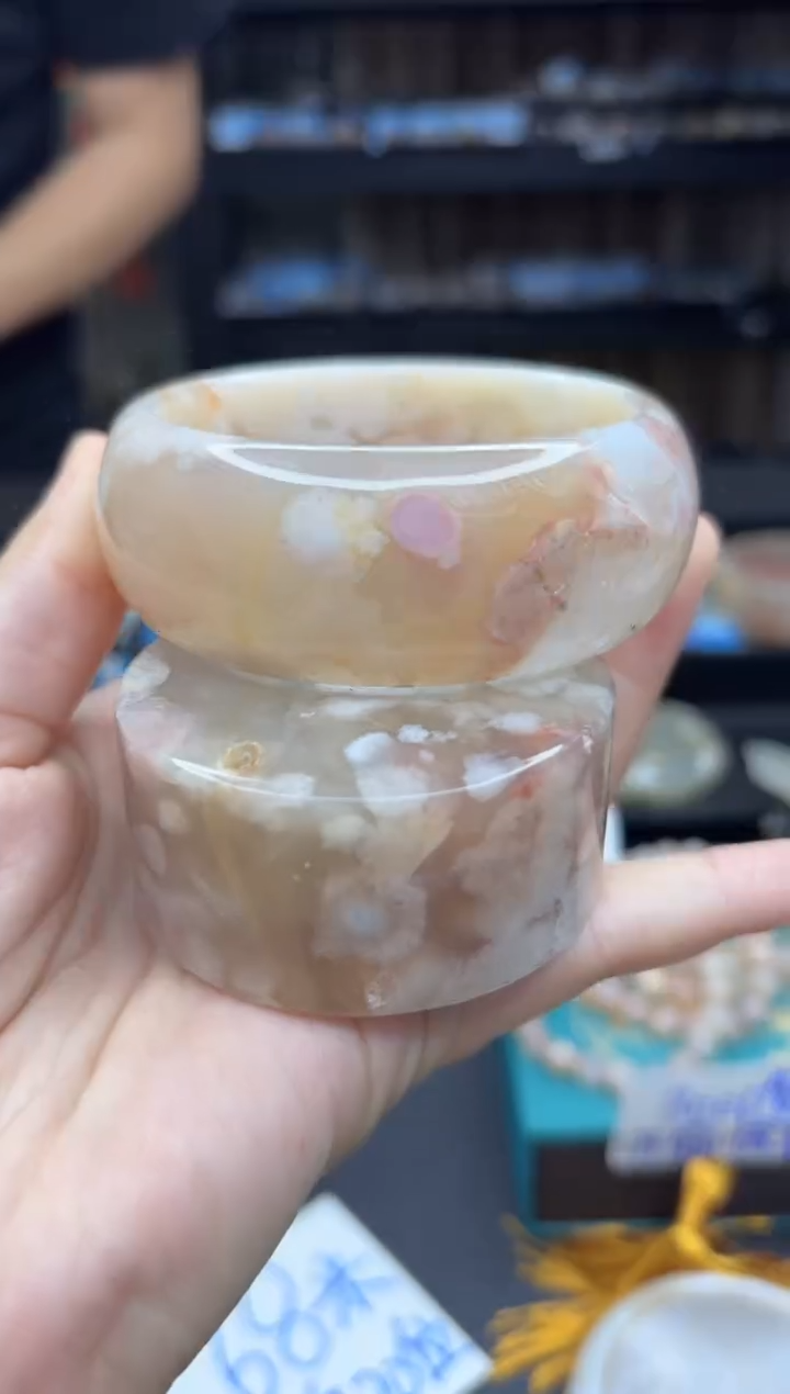 【闪购商品】石英质玉手镯未镶嵌960（61圈赠送镯心）