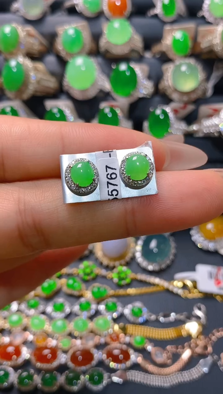 【闪购商品】翡翠耳饰银S925镶嵌天然A货翡翠1