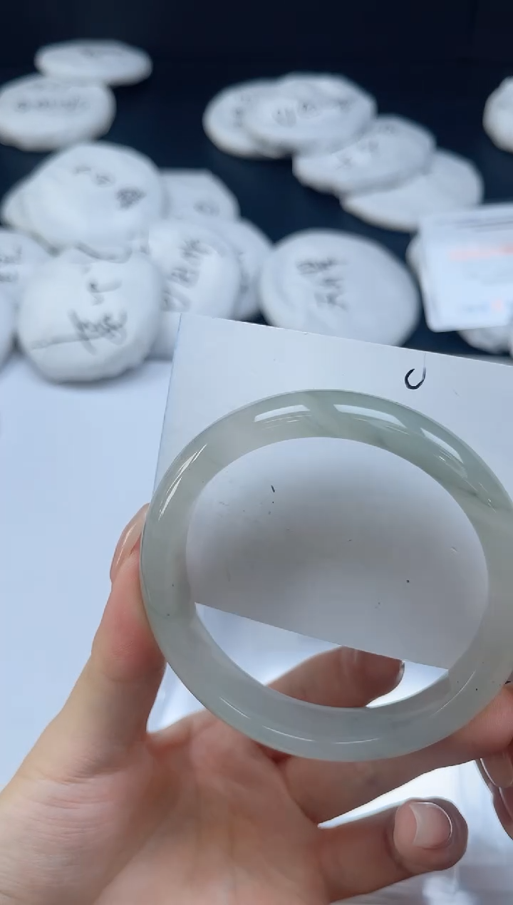 未镶嵌手镯石英质玉0133-5758