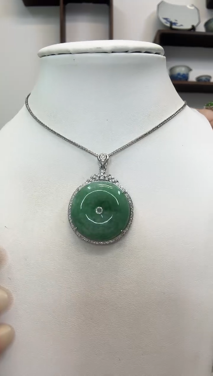 吊坠(赠链)银S925镶嵌翡翠平安扣