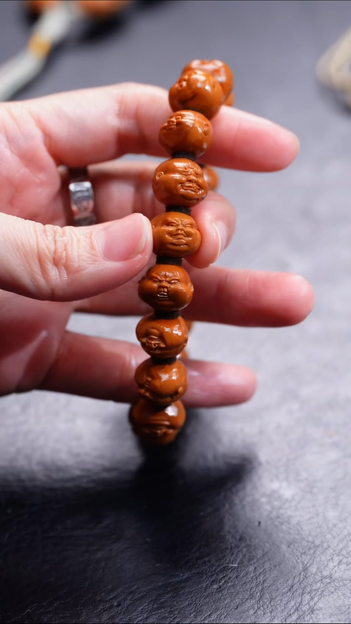 【闪购商品】橄榄核吊坠橄榄核