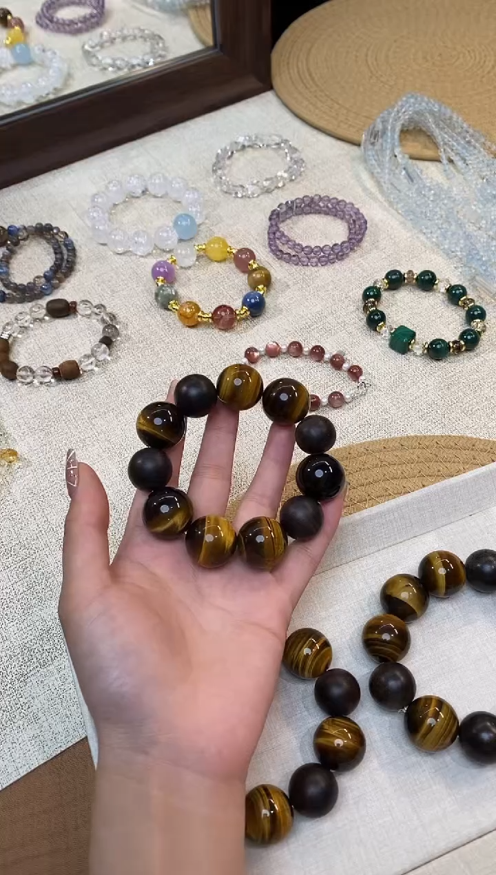 合金手链水晶《复古解构》闪电黄虎眼印尼沉香设计款20mm多样性发一