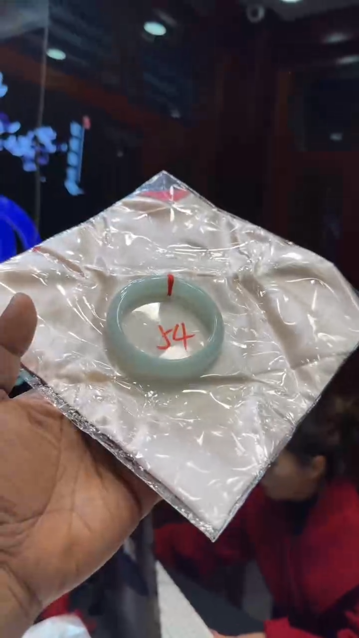 【闪购商品】翡翠手镯未镶嵌手镯