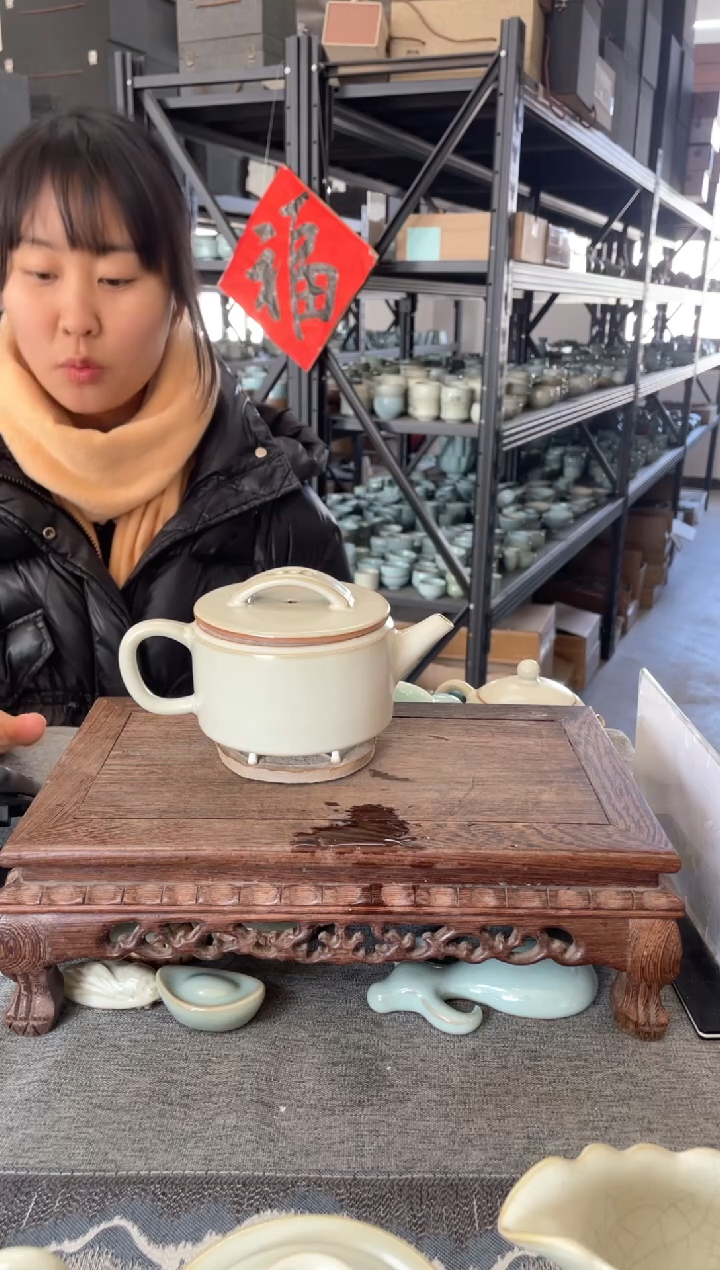 【闪购商品】其他微瑕天青新款汉瓦壶