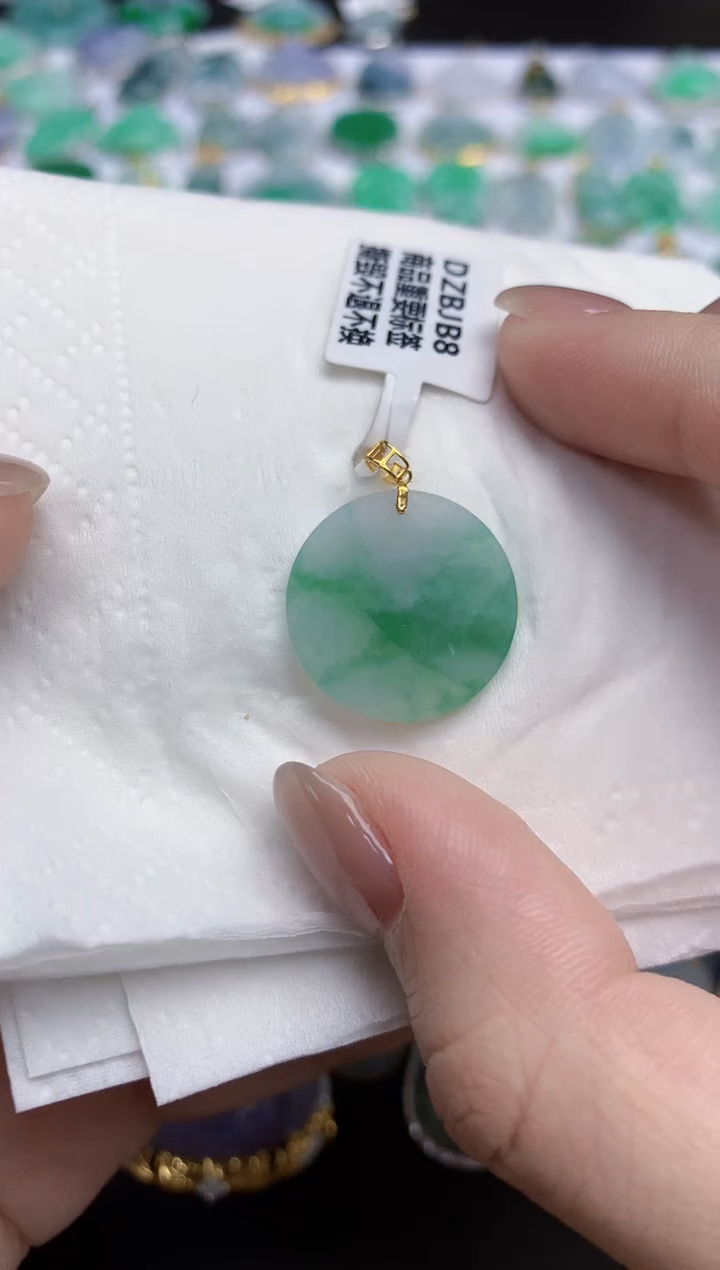 【闪购商品】翡翠颈饰18K金镶嵌天然缅甸翡翠A货