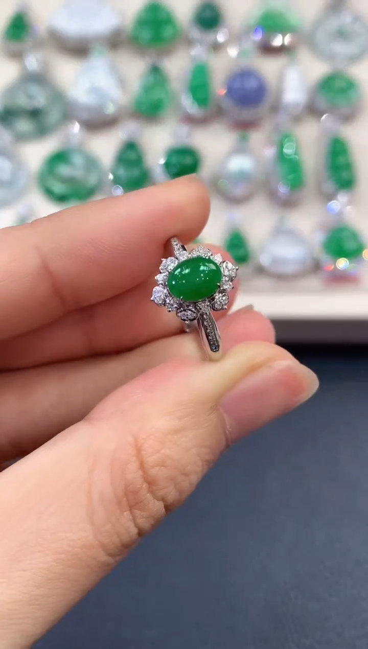 【闪购商品】翡翠戒指18K金镶嵌B74  