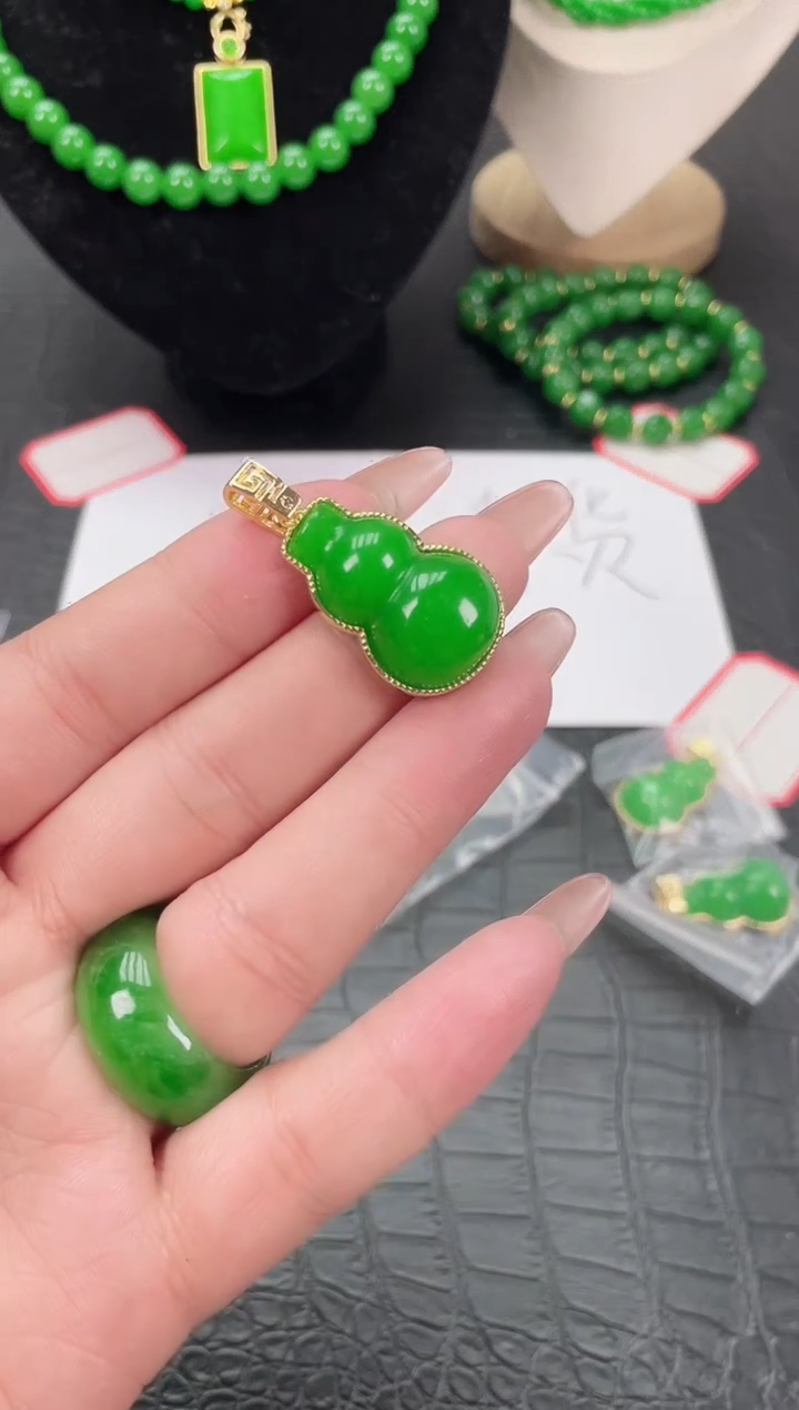 未镶嵌翡翠耳饰包边葫芦吊坠