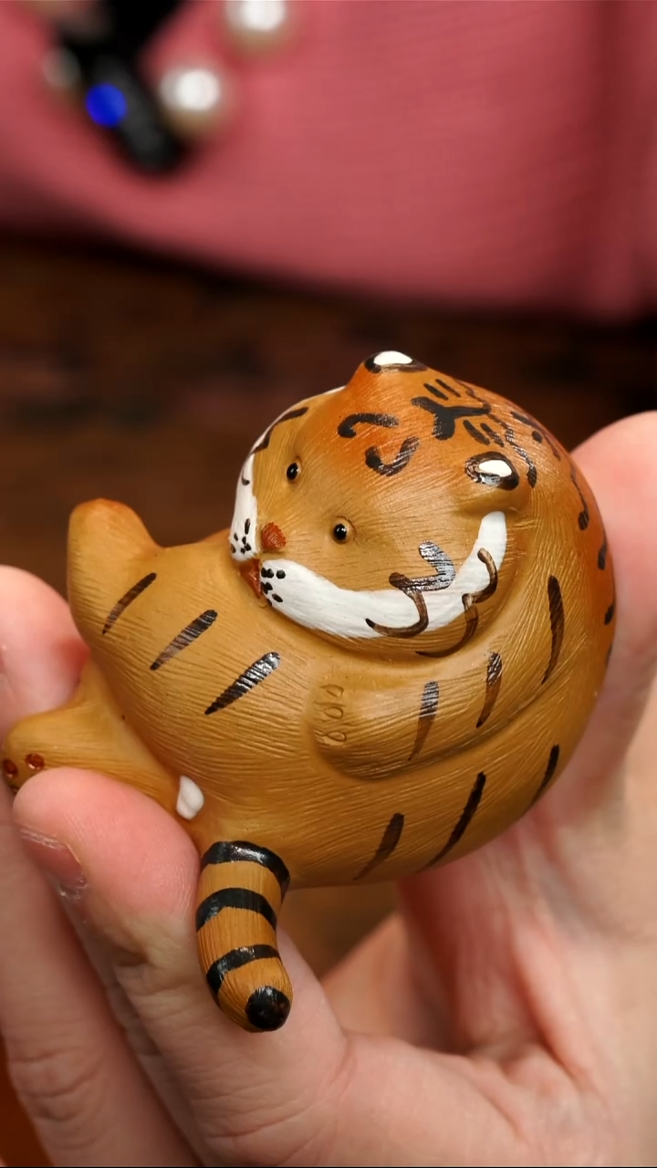 茶壶紫砂妖娆虎茶宠（搬家福利）