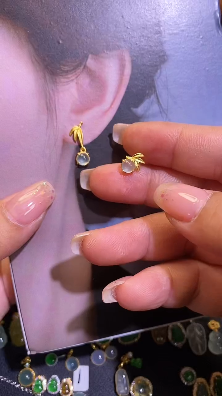 【闪购商品】翡翠18K金镶嵌吊坠(不含链)1