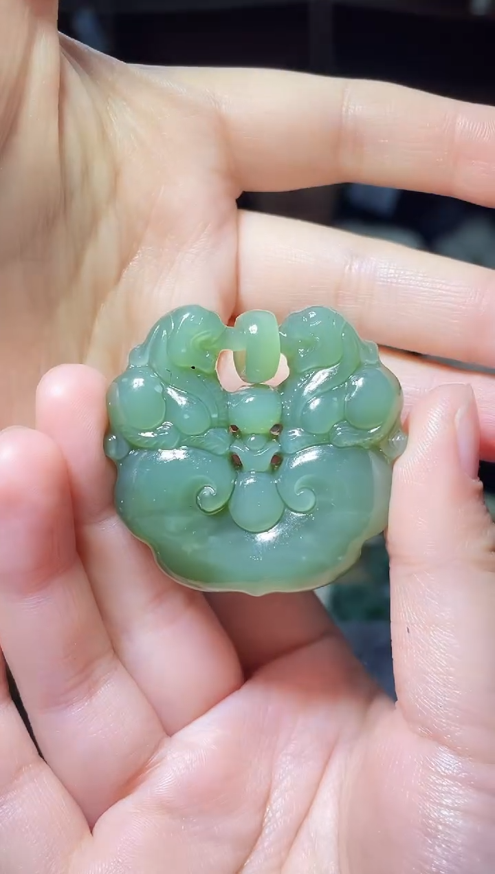 【闪购商品】和田玉颈饰未镶嵌1