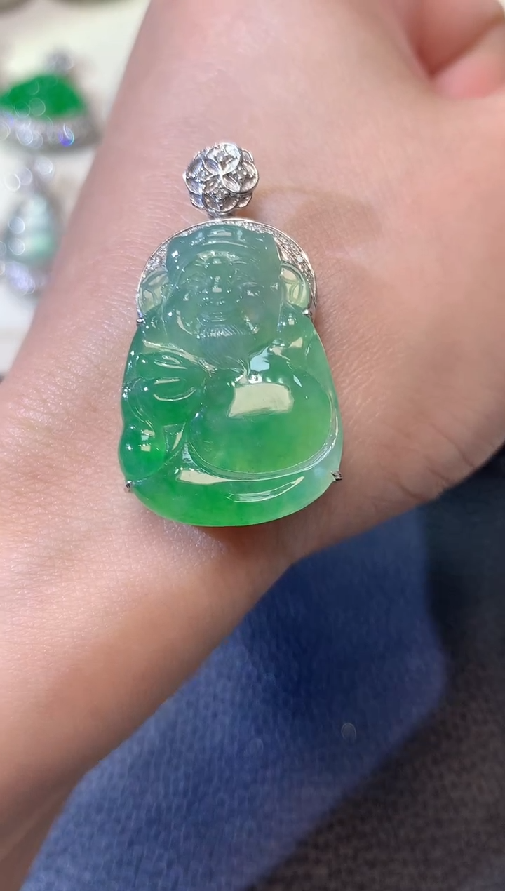 【闪购商品】翡翠吊坠(不含链)18K金镶嵌A37