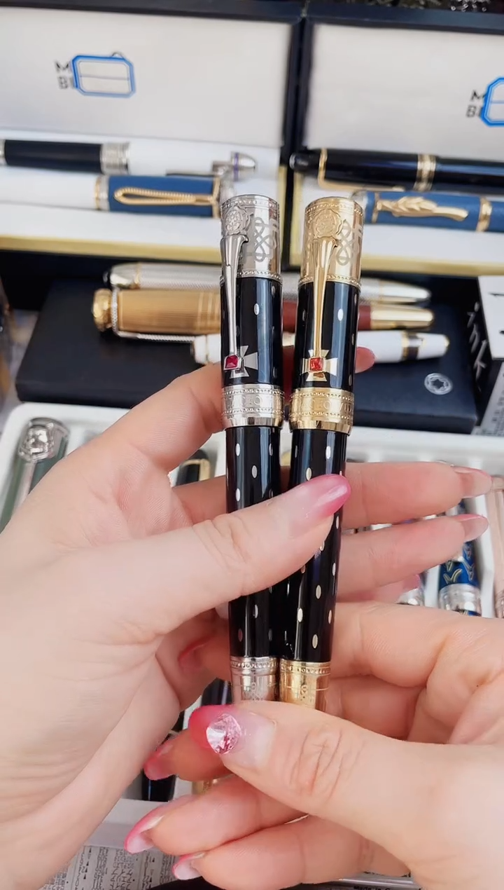 便携式萨**卡s'd'f's'f's56444125