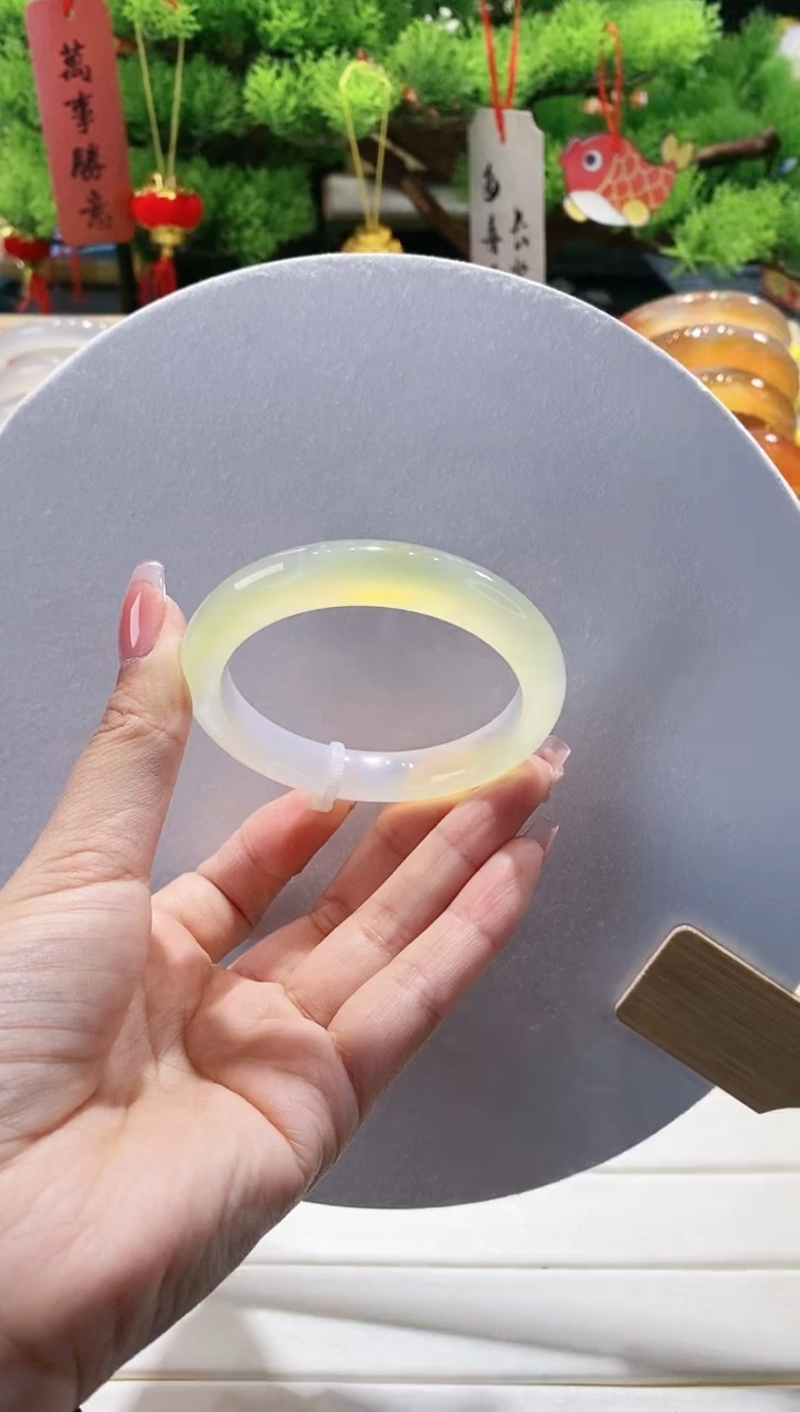 【闪购商品】玛瑙/玉髓手镯未镶嵌133-53.9