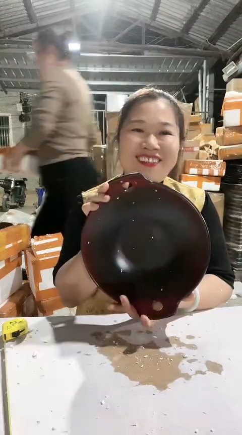 陶瑕疵小号红黑煎盘