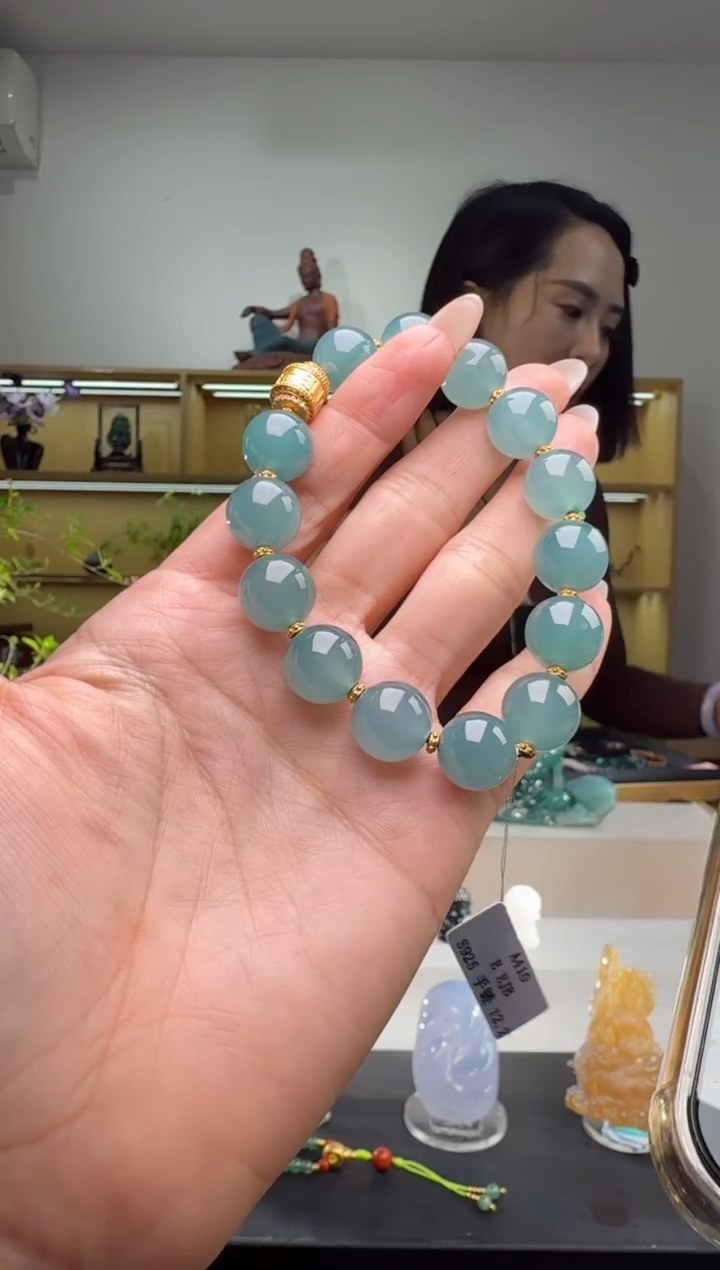 未镶嵌手串翡翠手串（多样性发其一）