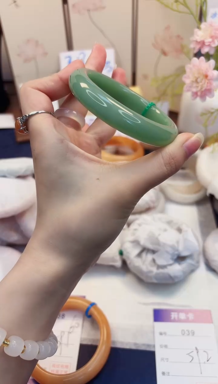 【闪购商品】石英质玉手镯未镶嵌39-东陵玉-圈口59