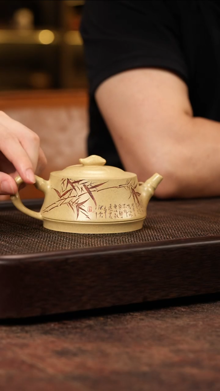 茶壶紫砂知足常乐