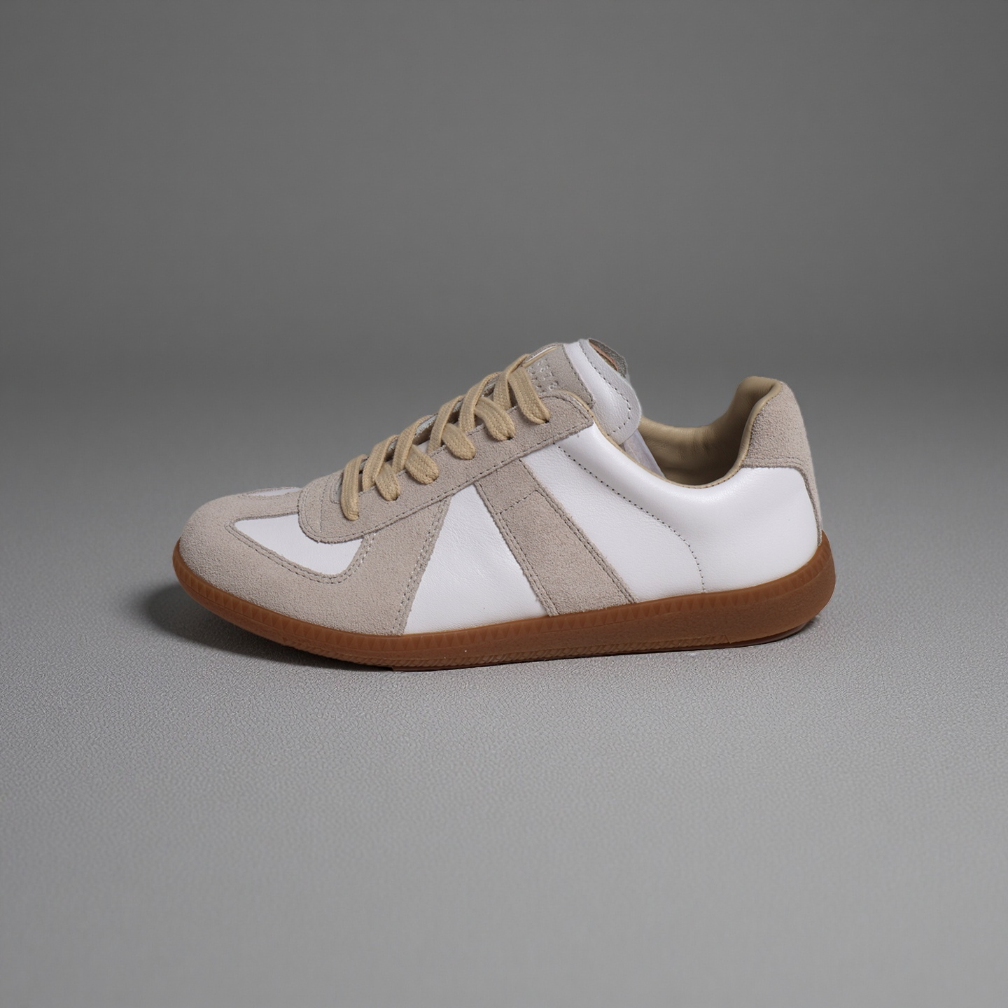 【德训鞋】潮流百搭休闲时尚经典韩版英伦女鞋系带低帮