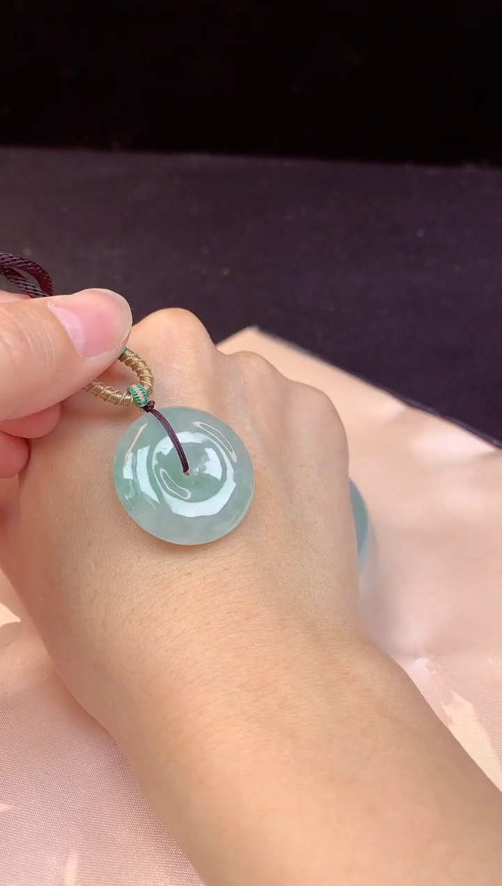 【闪购商品】翡翠颈饰未镶嵌多样性随机一件发