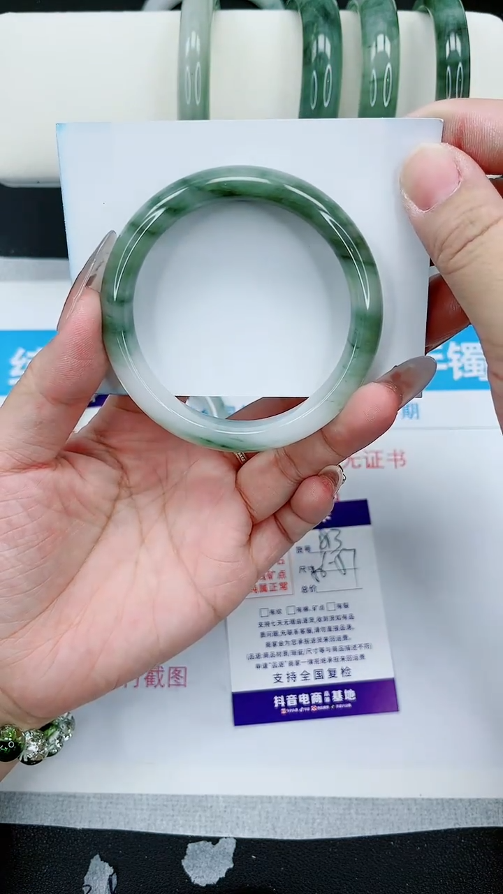 【闪购商品】石英质玉手镯未镶嵌183号/56-57圈