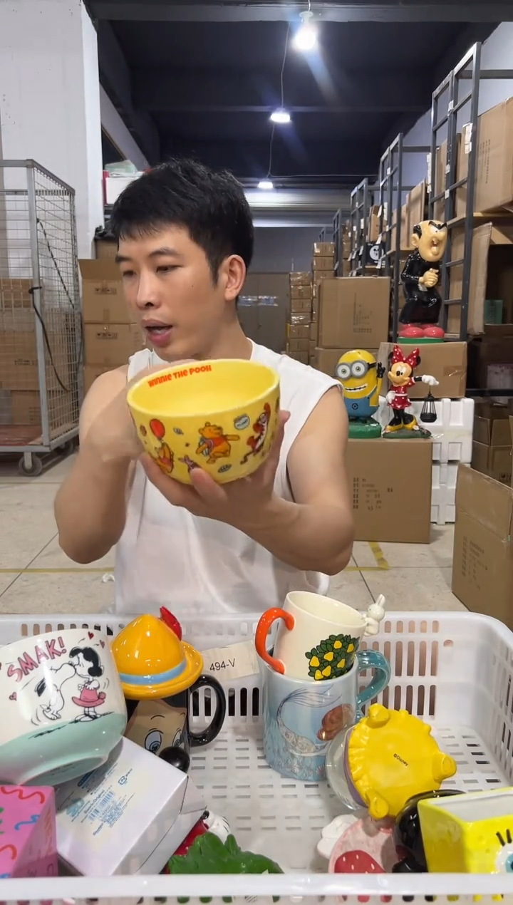 瓷片陶瓷维尼大碗